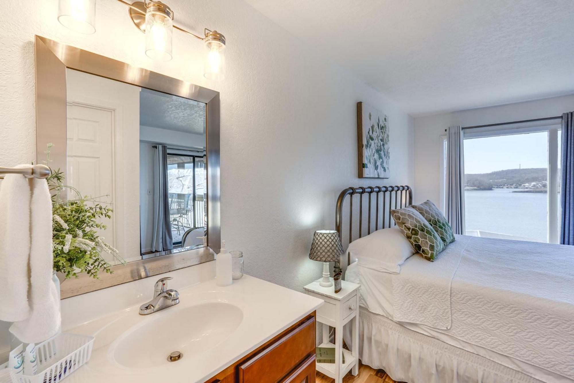 Modern Condo With Screened Balcony And Views! Osage Beach Exteriér fotografie